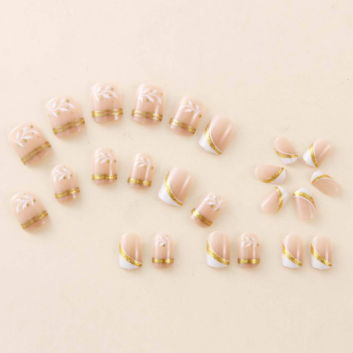 Nail Tech Accessories - أظافر صناعية قصيرة مربعة بلون نودي