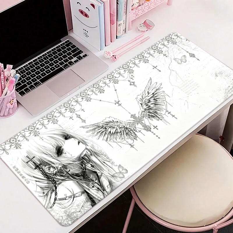 Tech Gaming Accessories - لوحة ماوس جلدية سوداء وبيضاء بتصميم